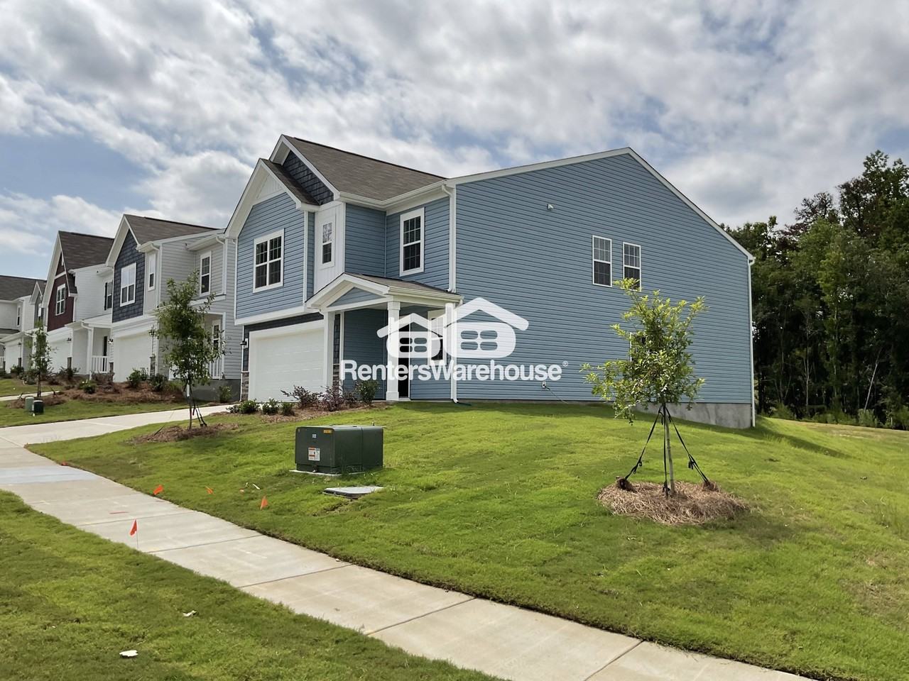 10203 Chatham Run Ln - Photo 2 of 39