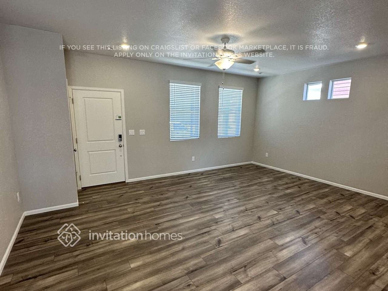 22375 E 39th Ave - Photo 4 of 17