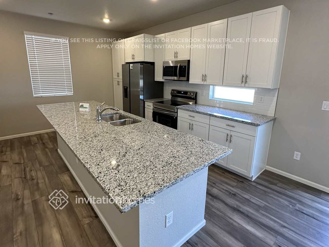 22375 E 39th Ave - Photo 6 of 17