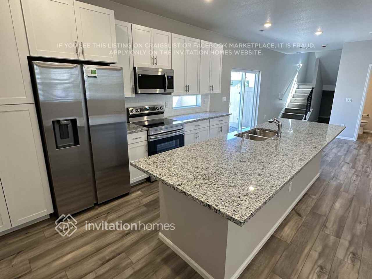 22375 E 39th Ave - Photo 7 of 17