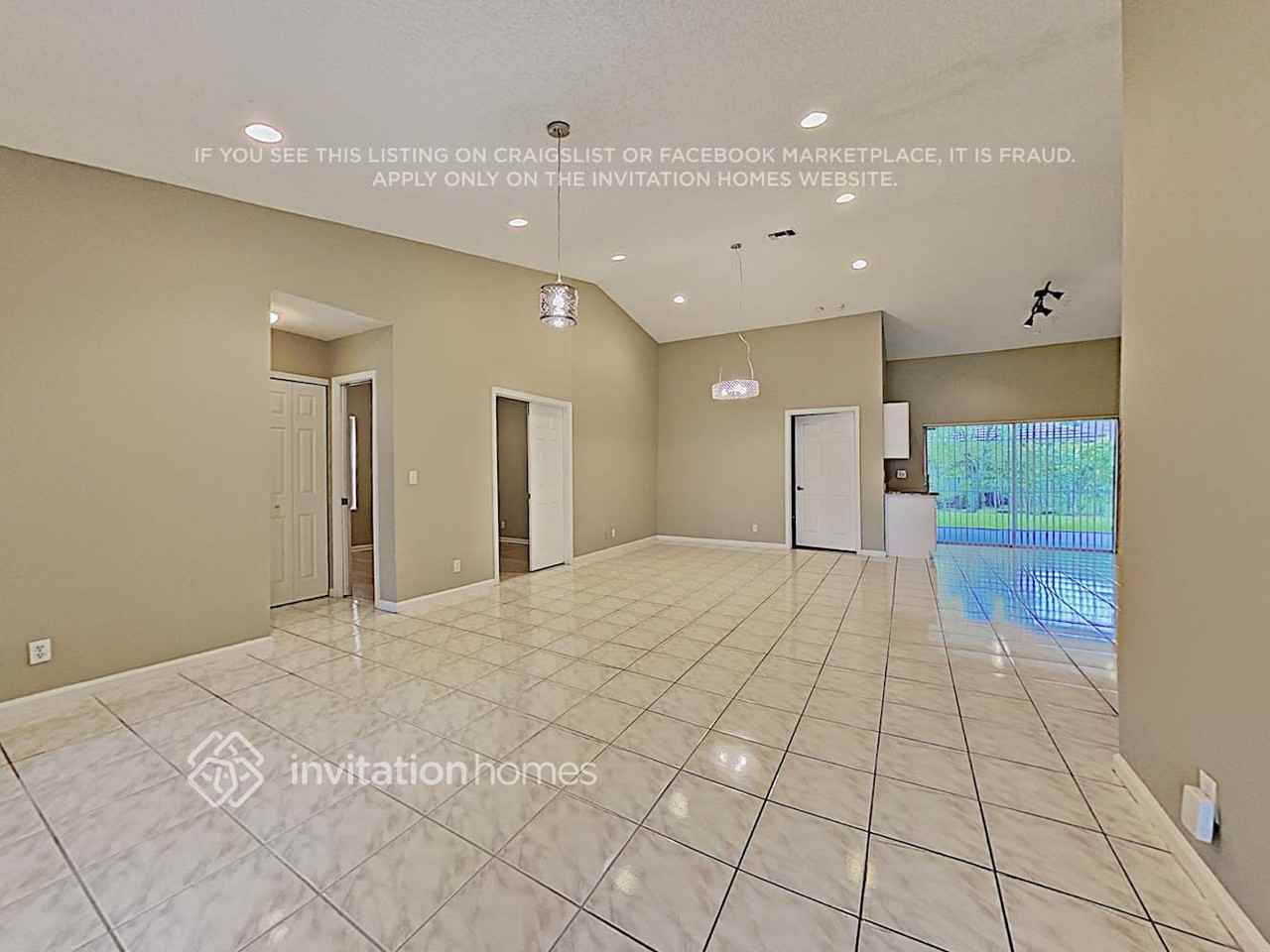 5788 Nw 48th Dr - Photo 4 of 18