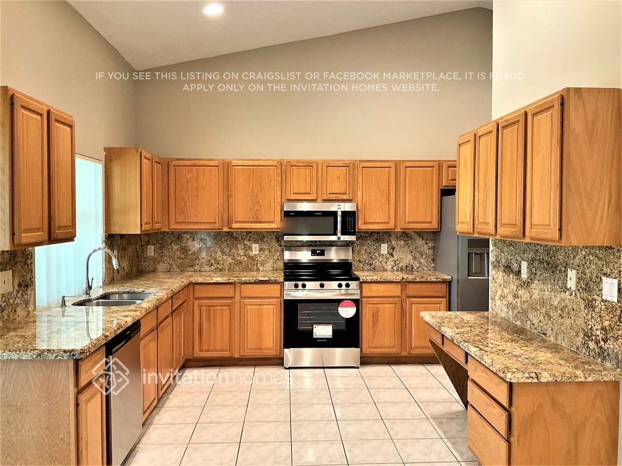 5788 Nw 48th Dr - Photo 5 of 18