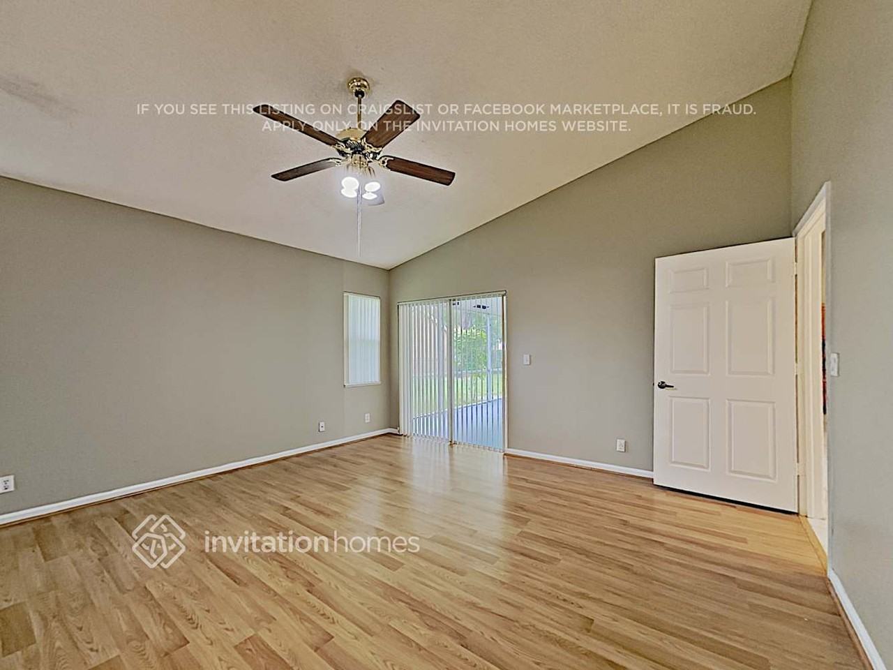 5788 Nw 48th Dr - Photo 6 of 18