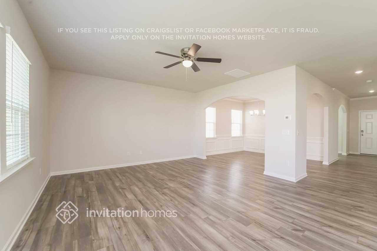 7101 Juneberry Way - Photo 4 of 24