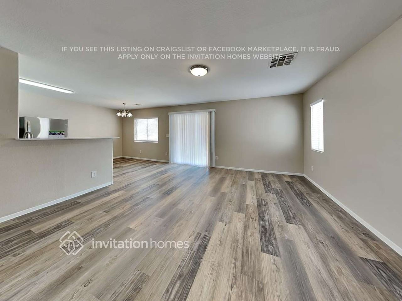 4945 Drifting Pebble St - Photo 5 of 20