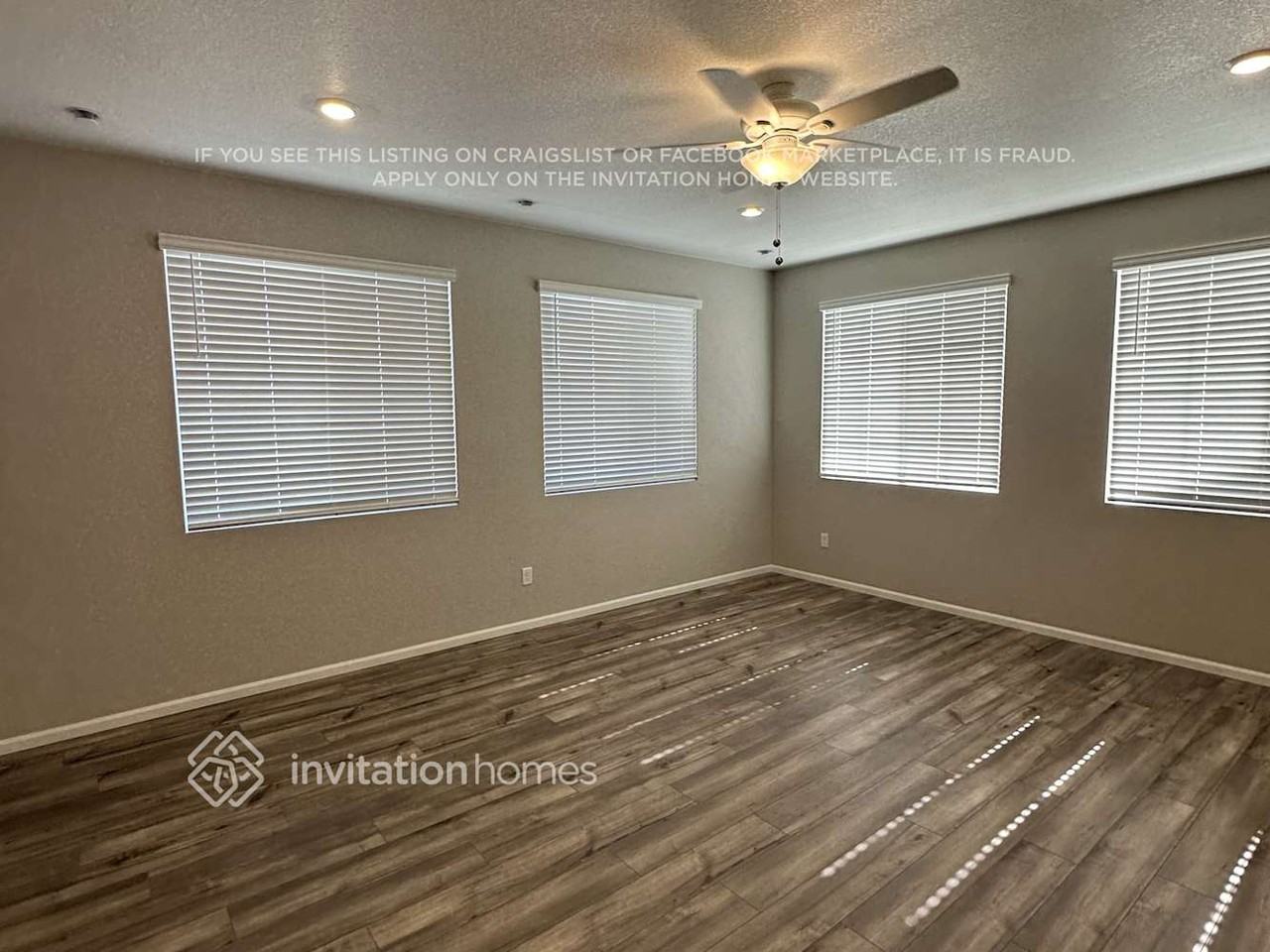 22355 E 39th Ave - Photo 3 of 18