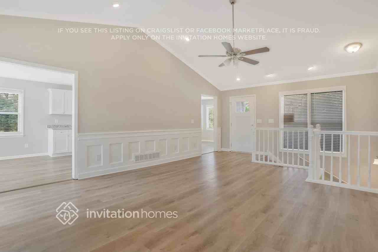887 Old Farm Walk - Photo 5 of 28