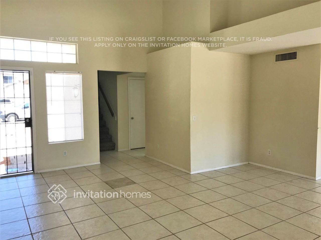 7541 W Comet Ave - Photo 4 of 17