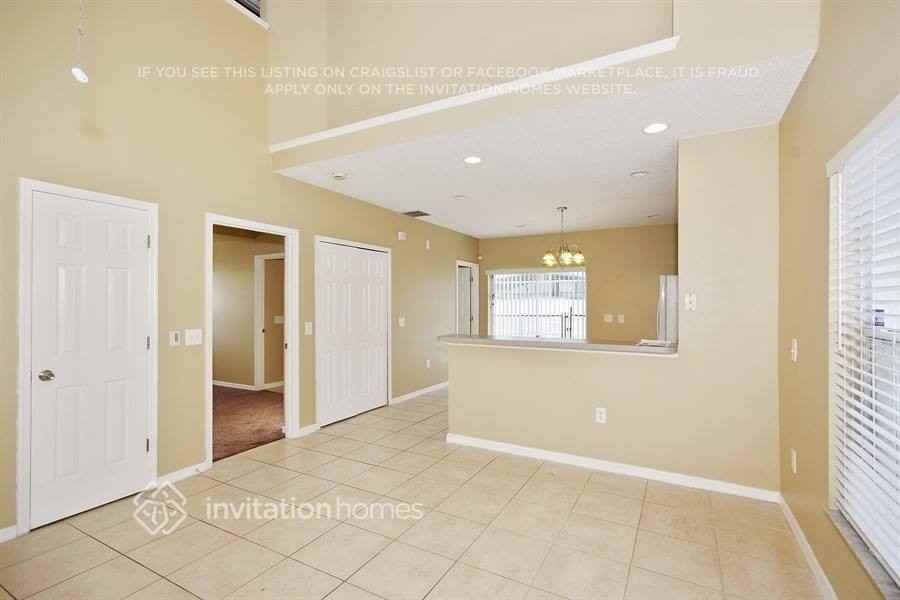 519 Sonja Cir - Photo 3 of 14