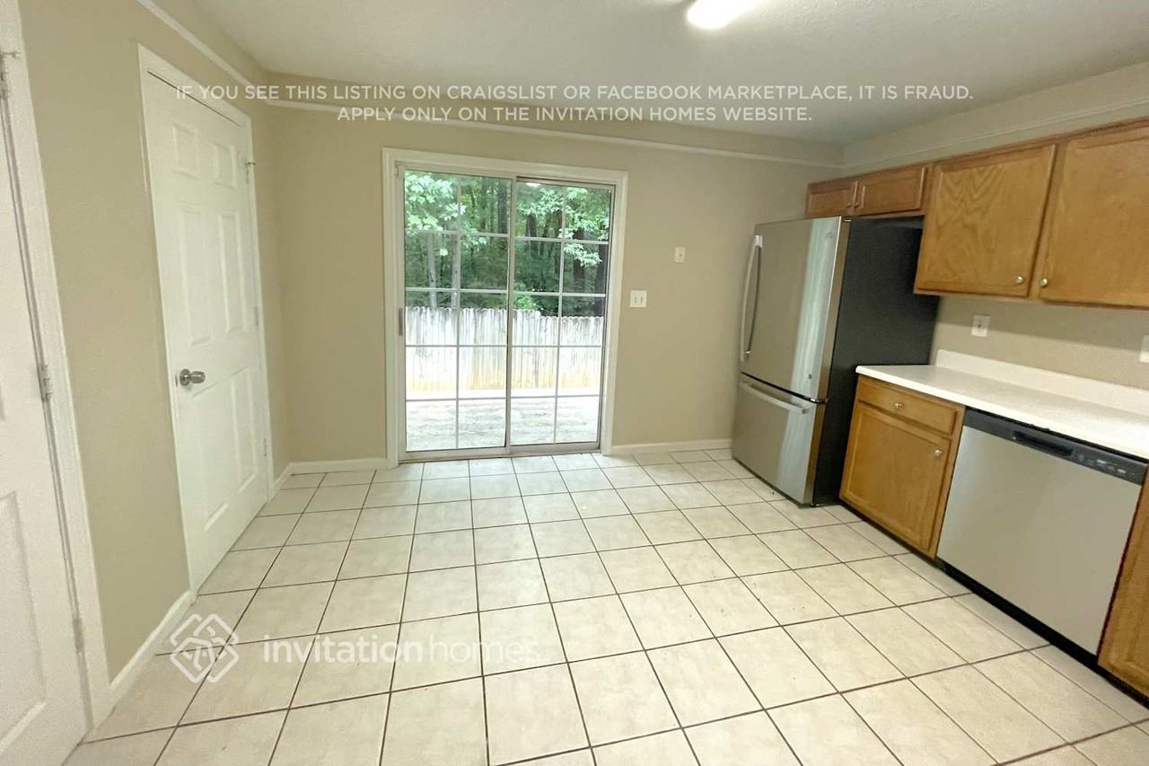 5996 Zane Ct - Photo 7 of 18