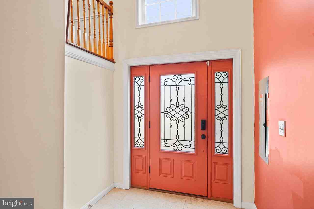 5115 Bass Pl Se - Photo 5 of 46