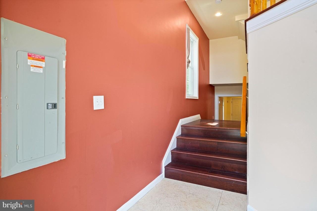5115 Bass Pl Se - Photo 7 of 46