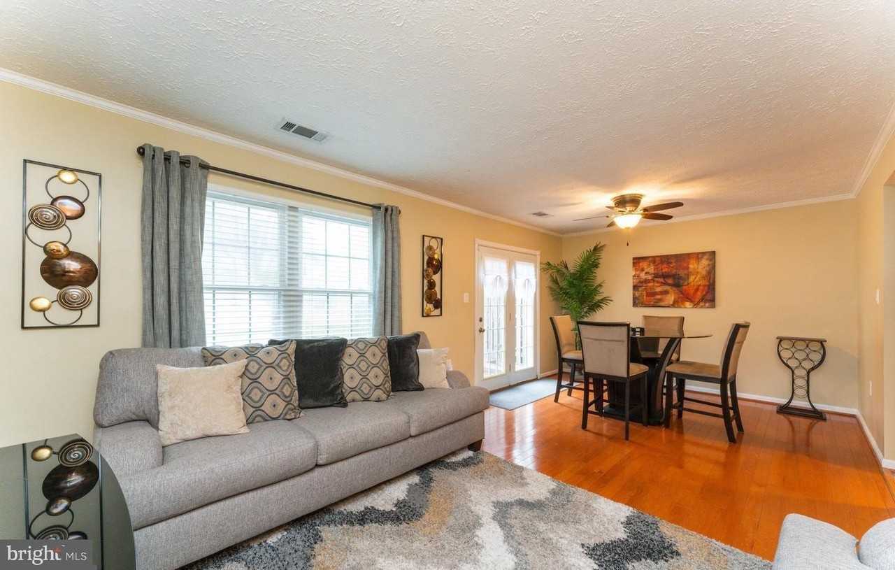 6006 Bobcat Ct - Photo 6 of 27