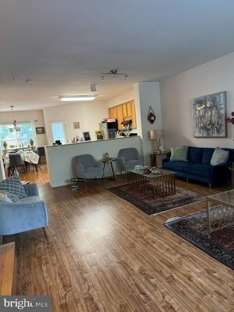 6041 Blue Point Ct - Photo 6 of 11