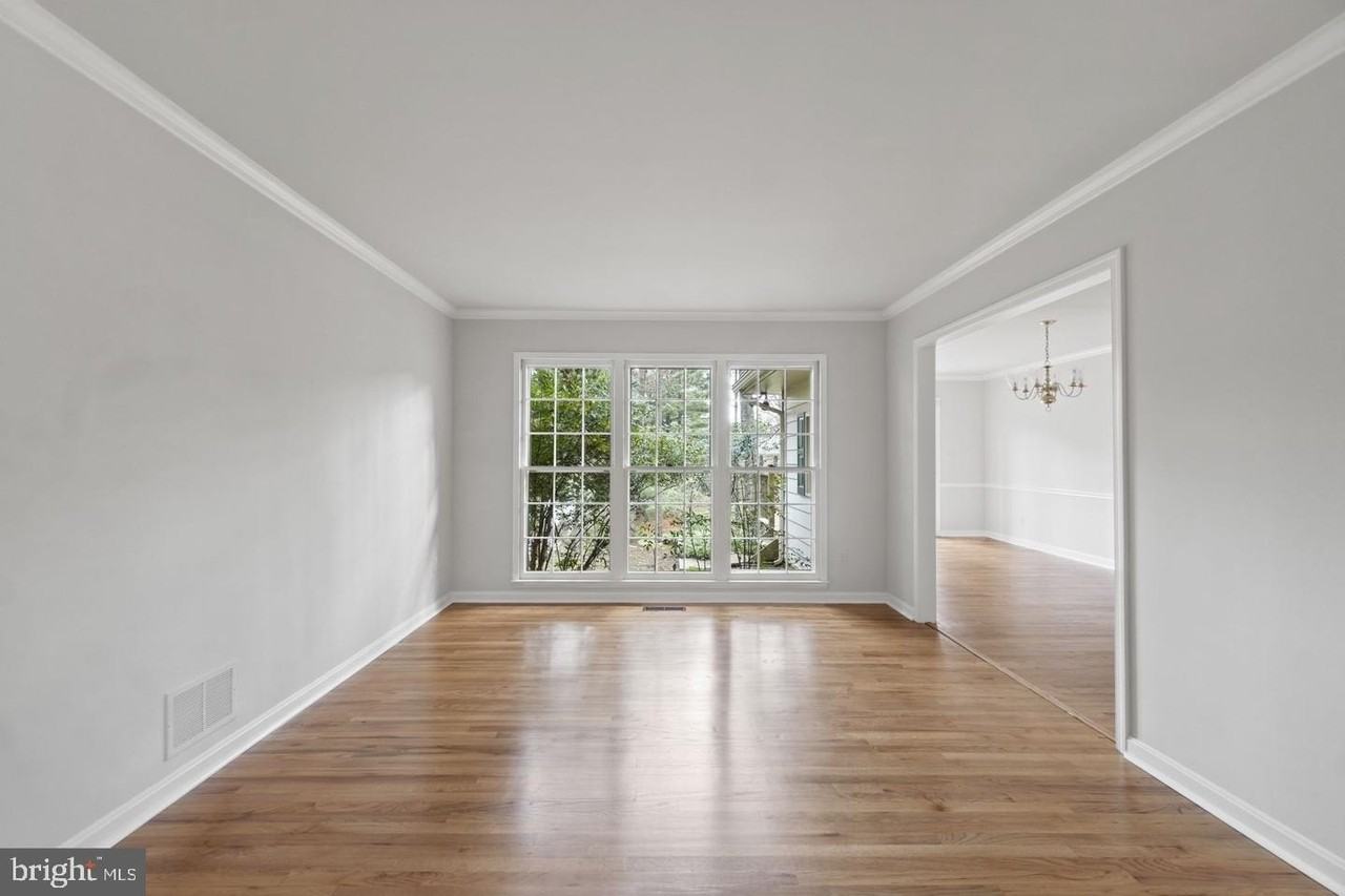 11817 Becket St - Photo 3 of 24