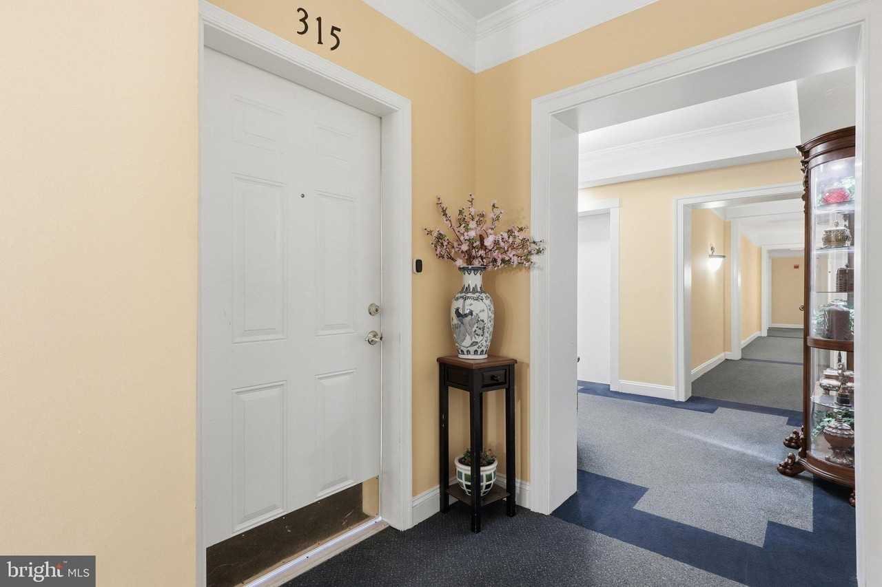 13851 Belle Chasse Blvd #315 - Photo 3 of 31
