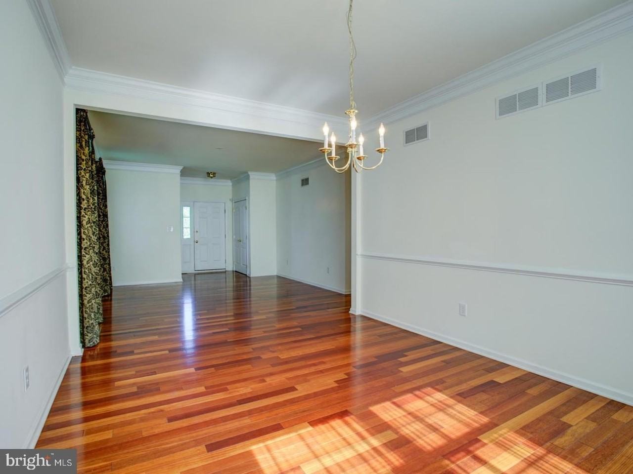 30 Lockwood Dr - Photo 6 of 22