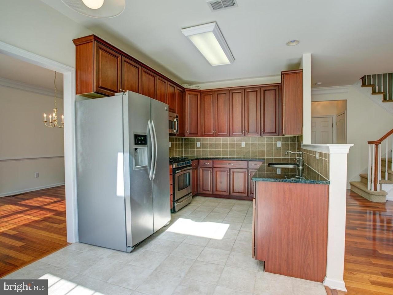 30 Lockwood Dr - Photo 7 of 22