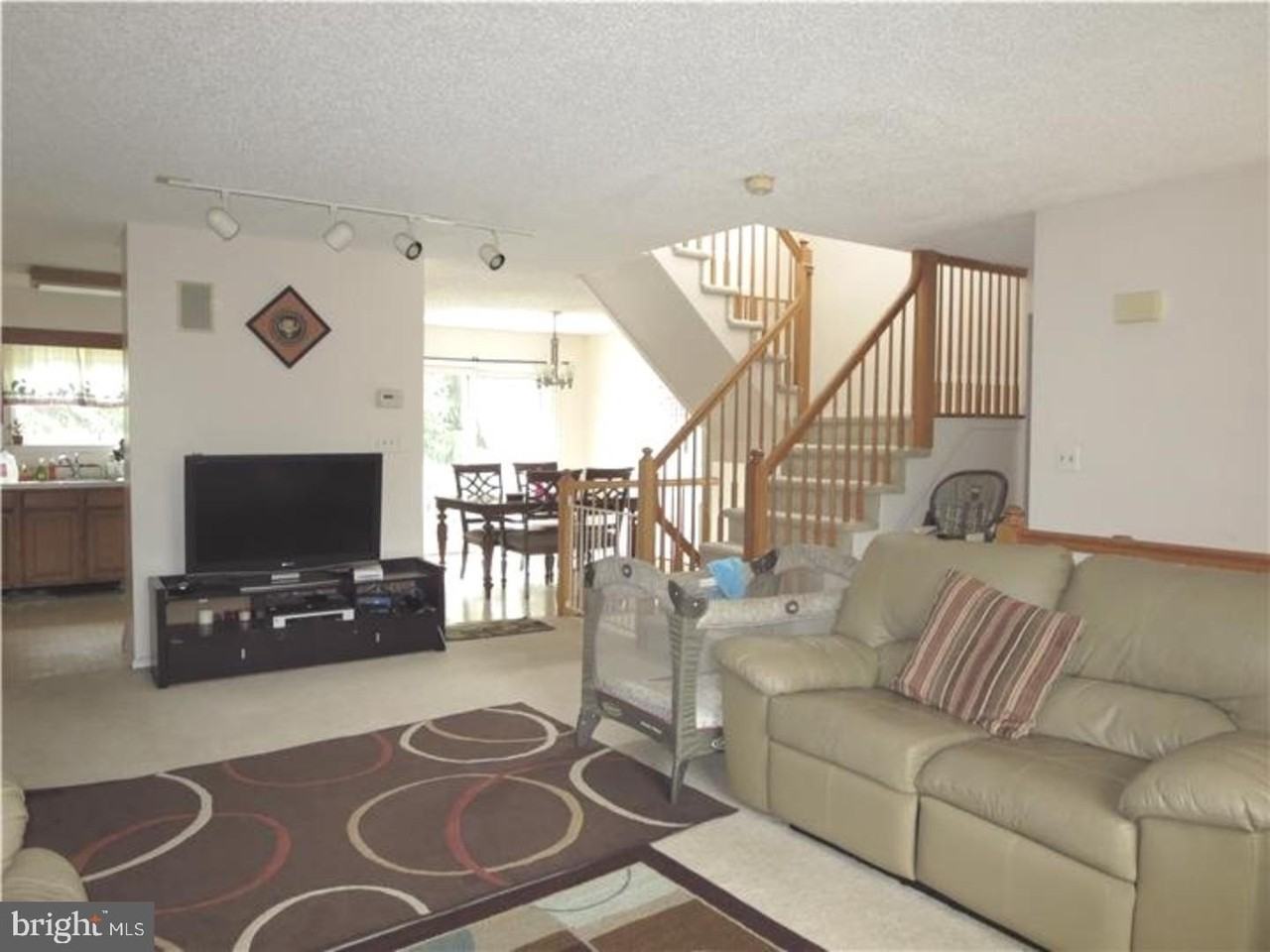33 Ketley Pl - Photo 3 of 18