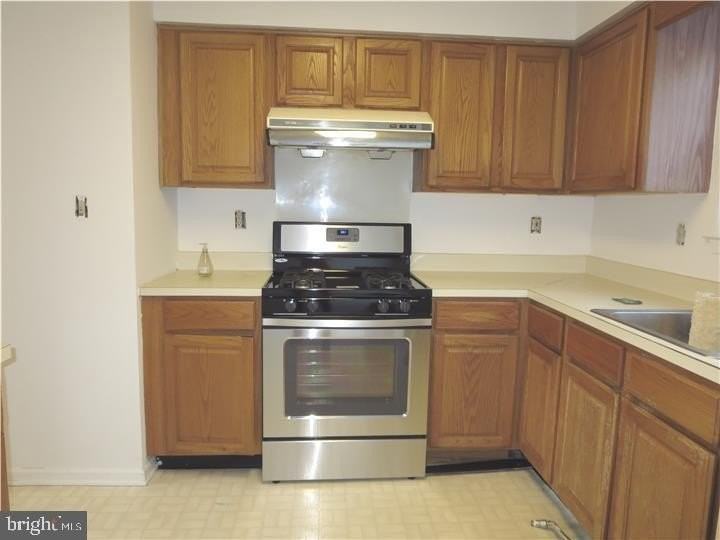 33 Ketley Pl - Photo 6 of 18