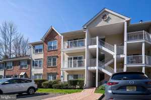 featured image of 27 Chambord Ct