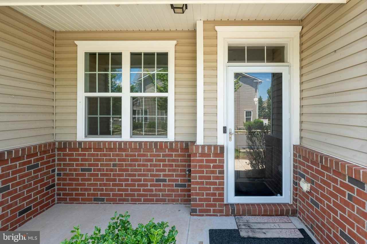 3 Cannon Dr - Photo 3 of 48