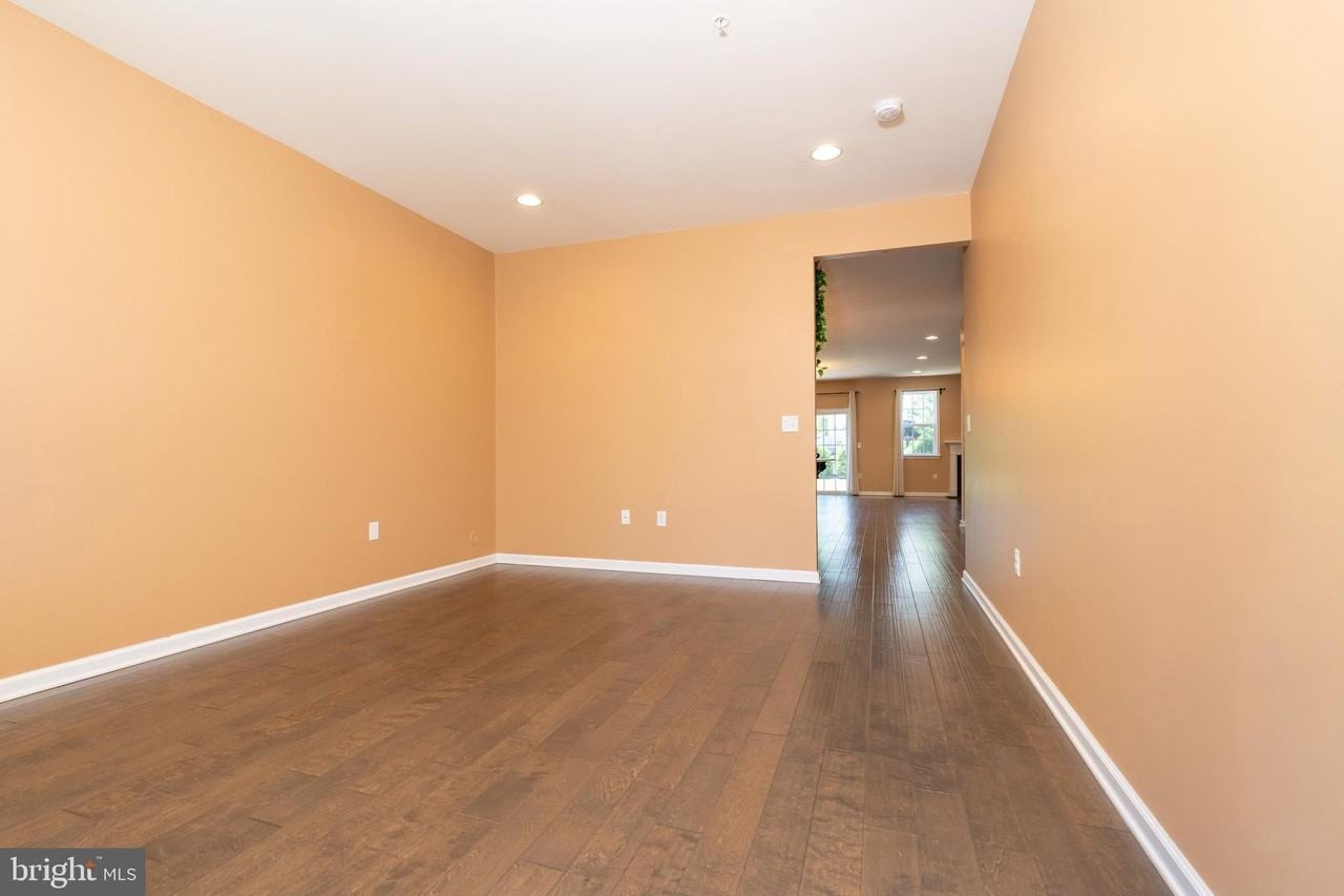 3 Cannon Dr - Photo 6 of 48