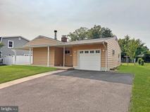 33 Twisting Ln - Photo 1 of 1