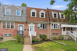 featured image of 889 Oxford Ave