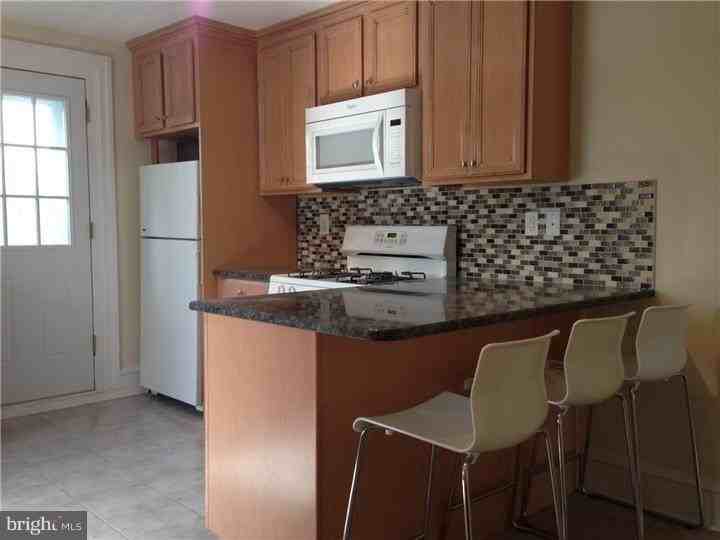 100 Grandview Rd #3 - Photo 3 of 5