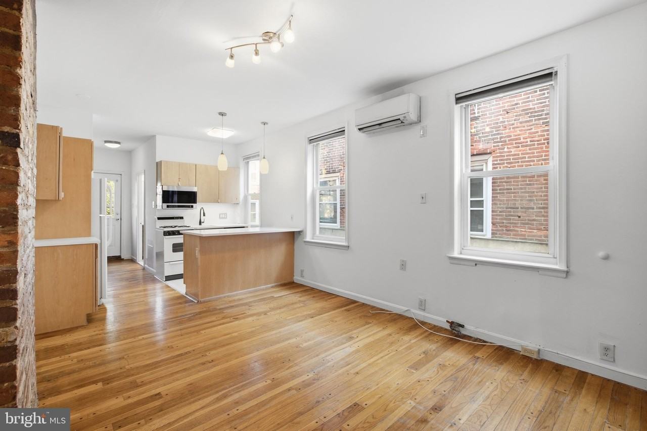 747 S 2nd St #2 - Photo 2 of 14