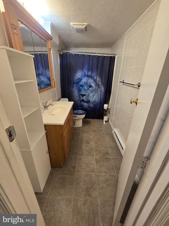 5666 Germantown Rd - Photo 5 of 13