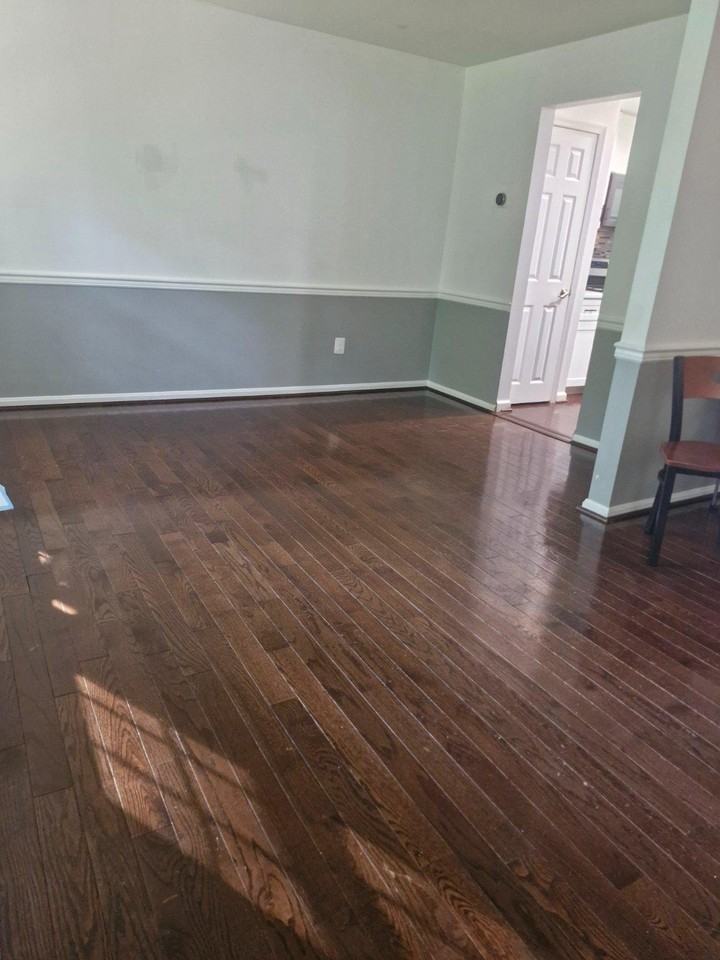 7437 Jayhawk St - Photo 3 of 5
