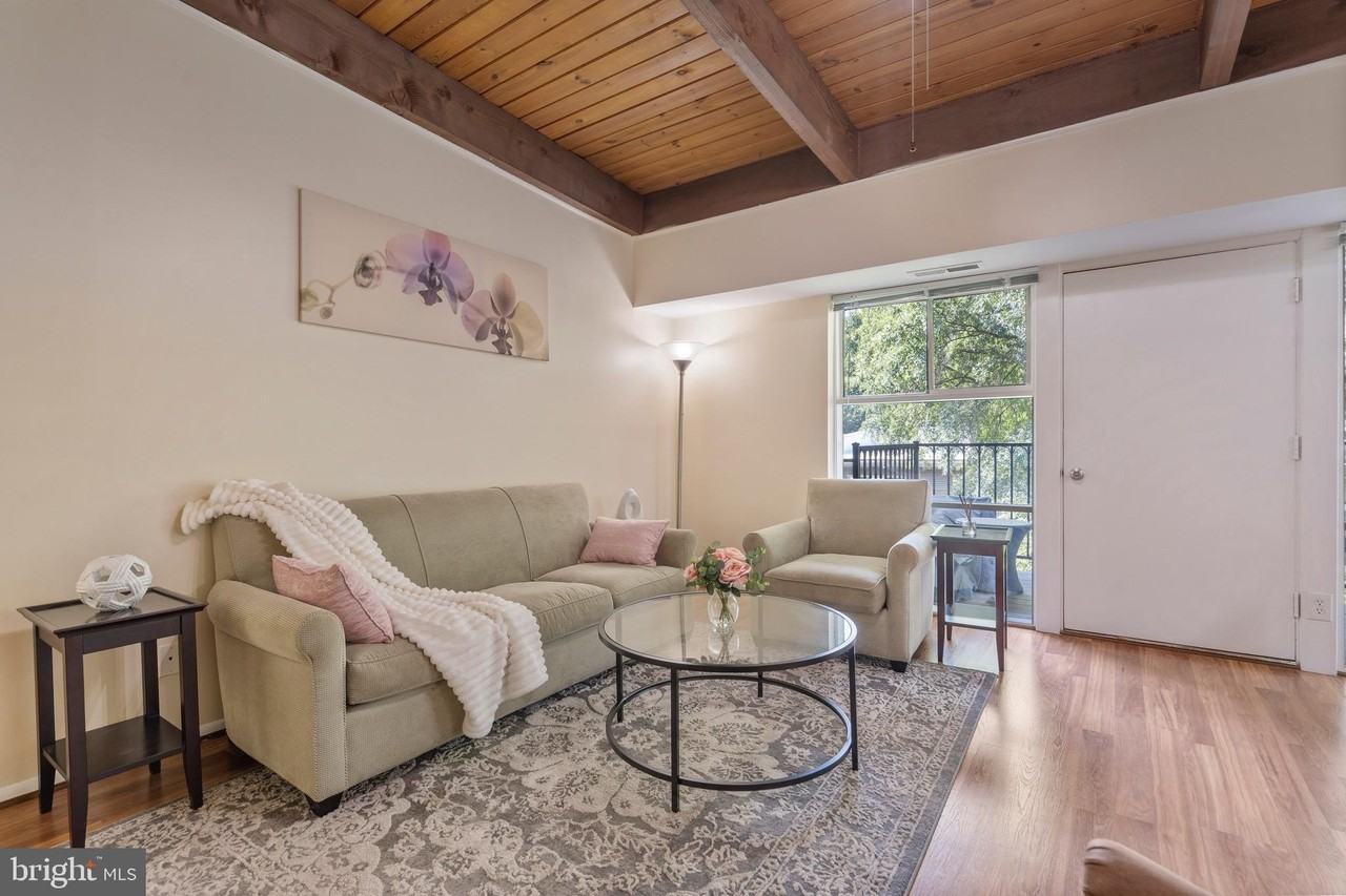4907 Americana Dr #4907H202 - Photo 4 of 26