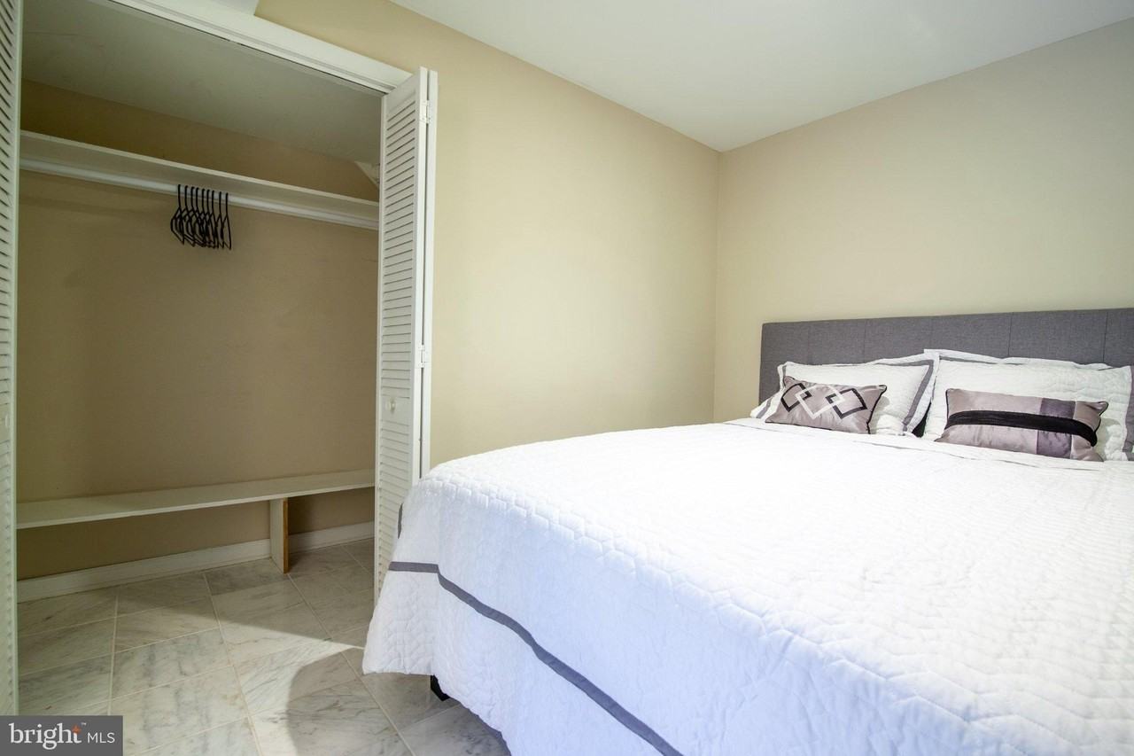6034 Chesterbrook Rd #B - Photo 7 of 34