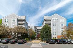 3176 Summit Square Dr #4D3 - Photo 1 of 1