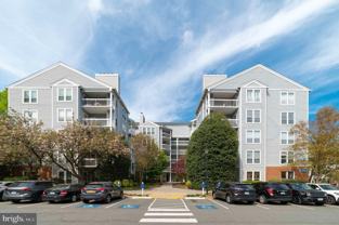 3176 Summit Square Dr #4D3 - Photo 1 of 1