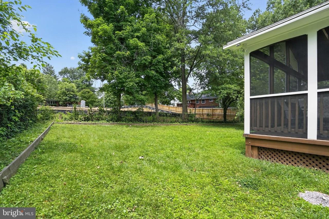1452 Dewberry Ct - Photo 6 of 33