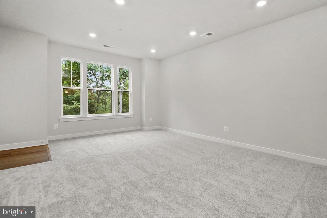 20847 Owenmore Ter - Photo 2 of 23