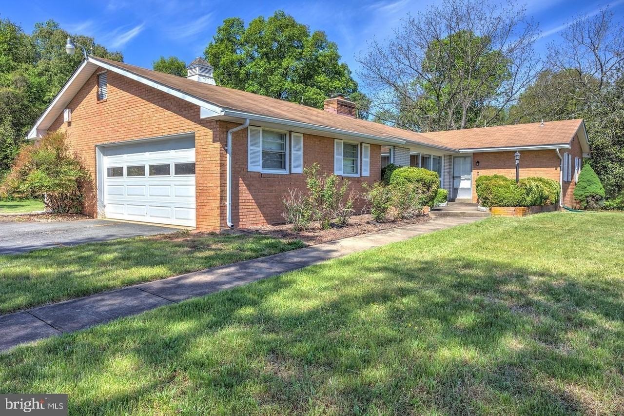13640 Aden Rd - Photo 4 of 32