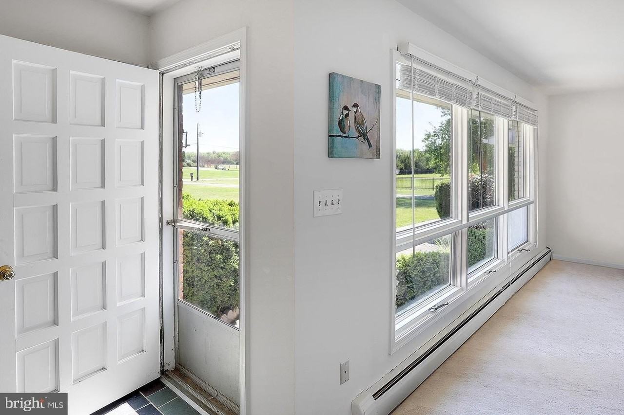13640 Aden Rd - Photo 6 of 32