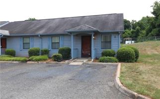 featured image of 1600 Windsong Ct