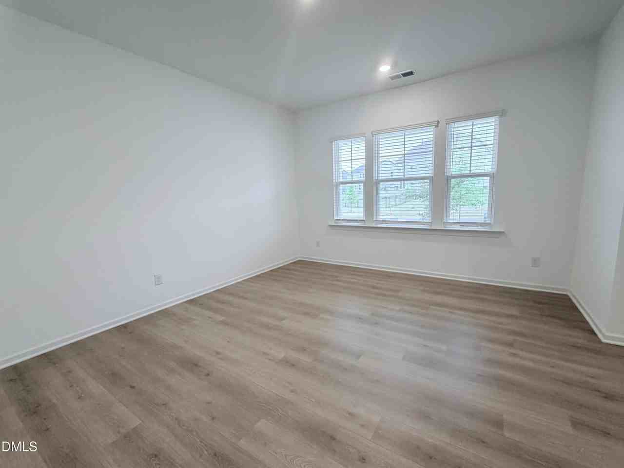 611 Contento Ct #611 - Photo 5 of 22