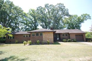 706 Smedes Pl - Photo 1 of 1