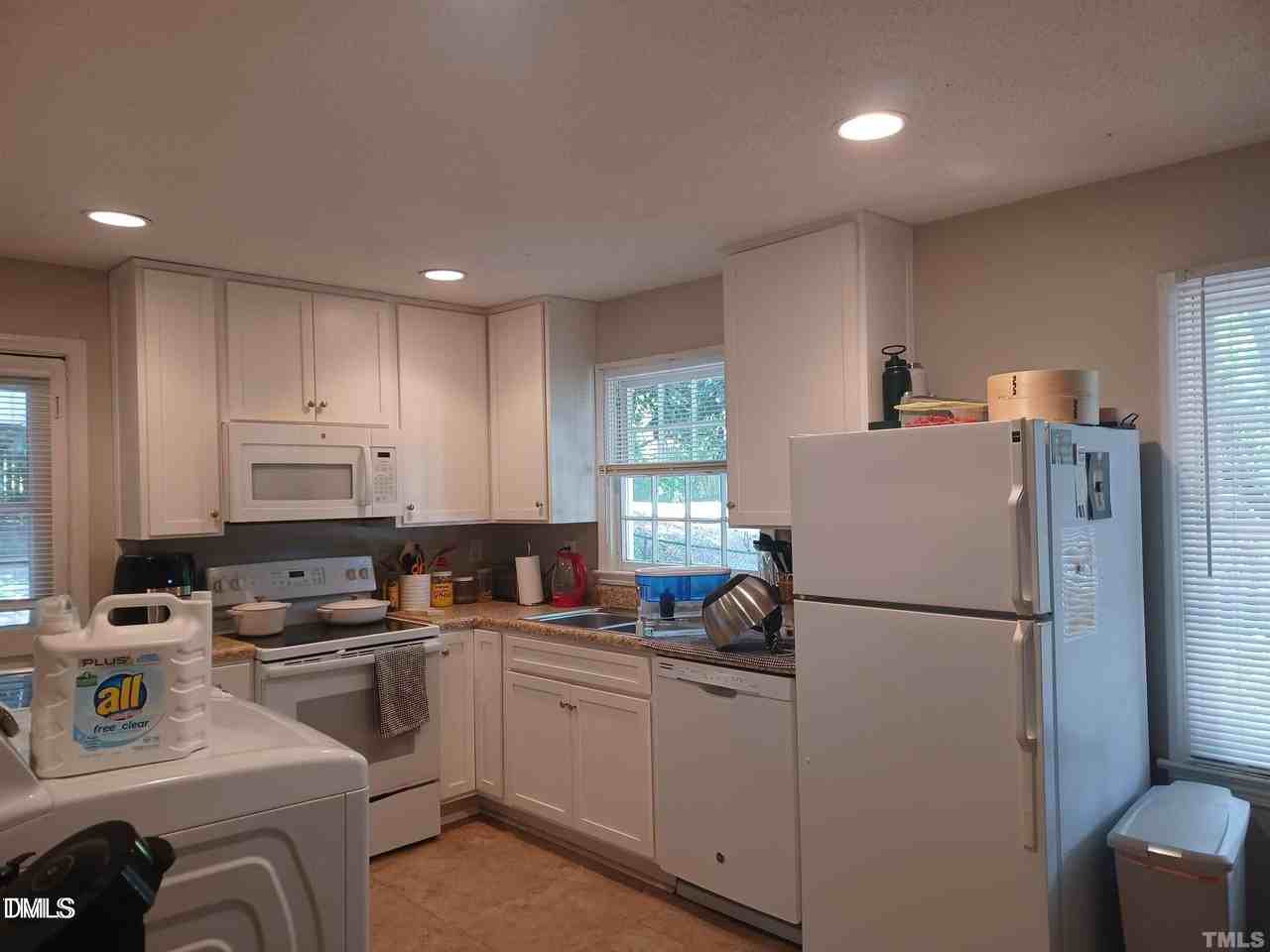 706 Van Buren Rd - Photo 2 of 13
