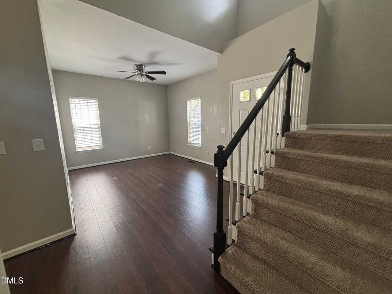 2101 Jerimouth Dr - Photo 3 of 50