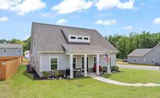 1044 Fairfield Dr - Photo 1 of 1