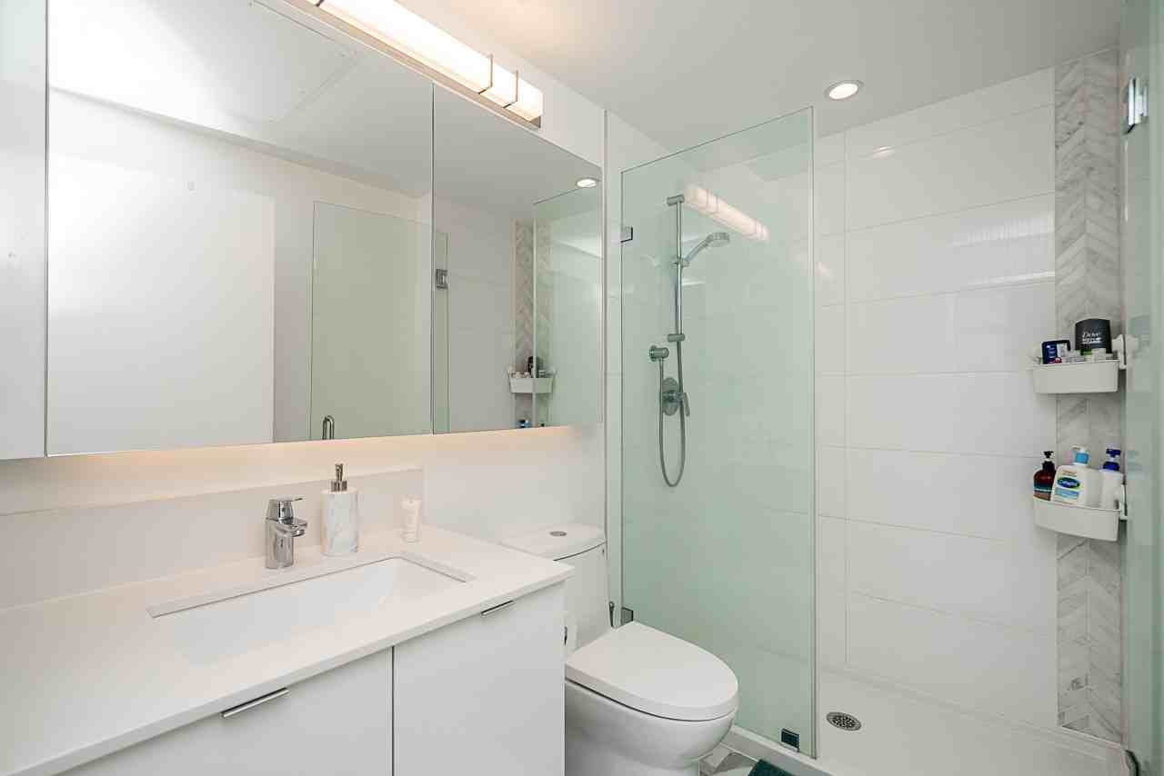 2435 Kingsway - Photo 18