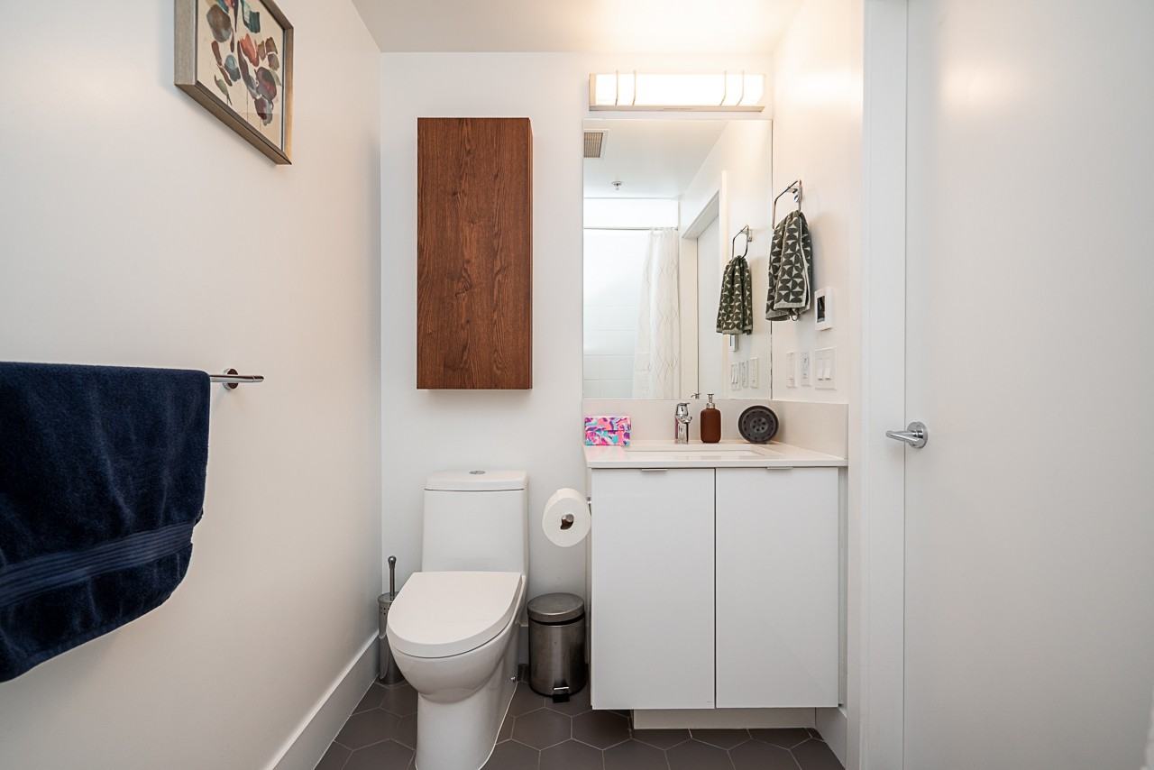 2435 Kingsway - Photo 22