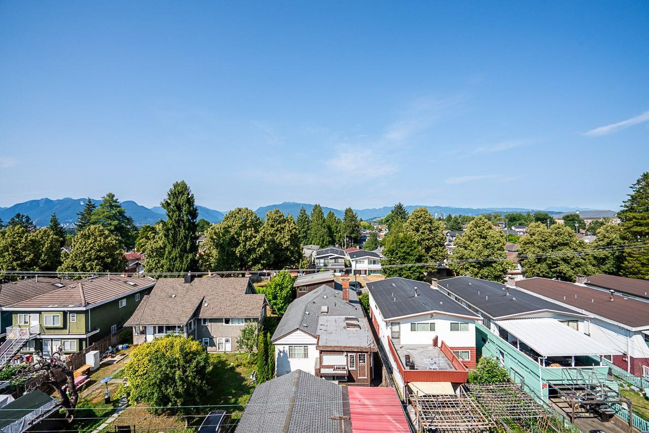2435 Kingsway - Photo 26